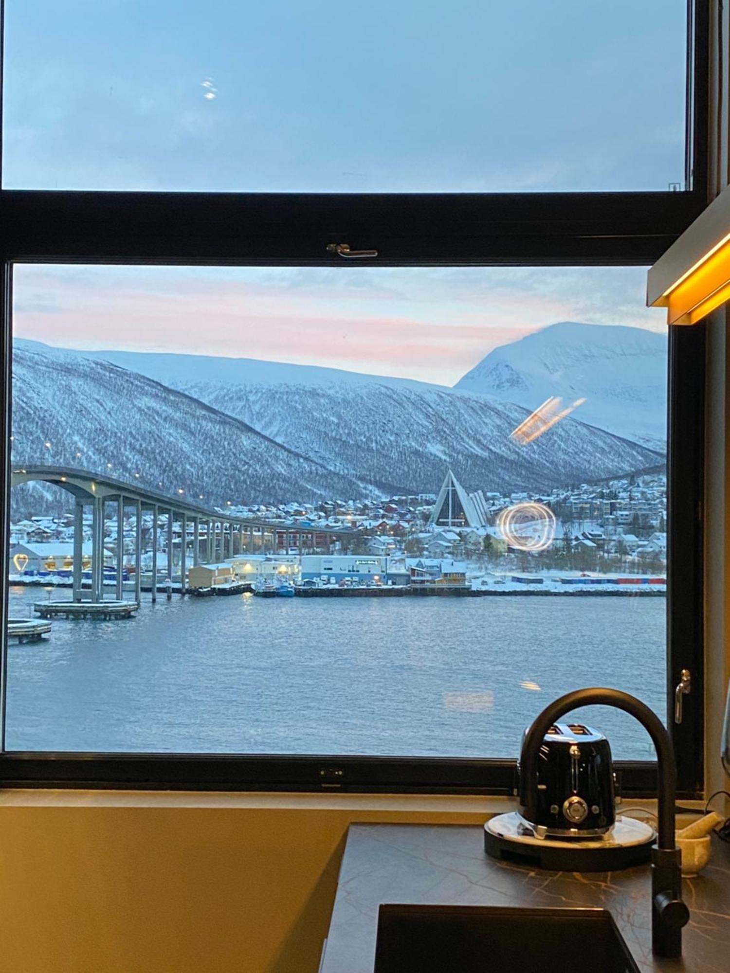 Vindlys Luxury Penthouse Apartment Tromsø Exterior foto
