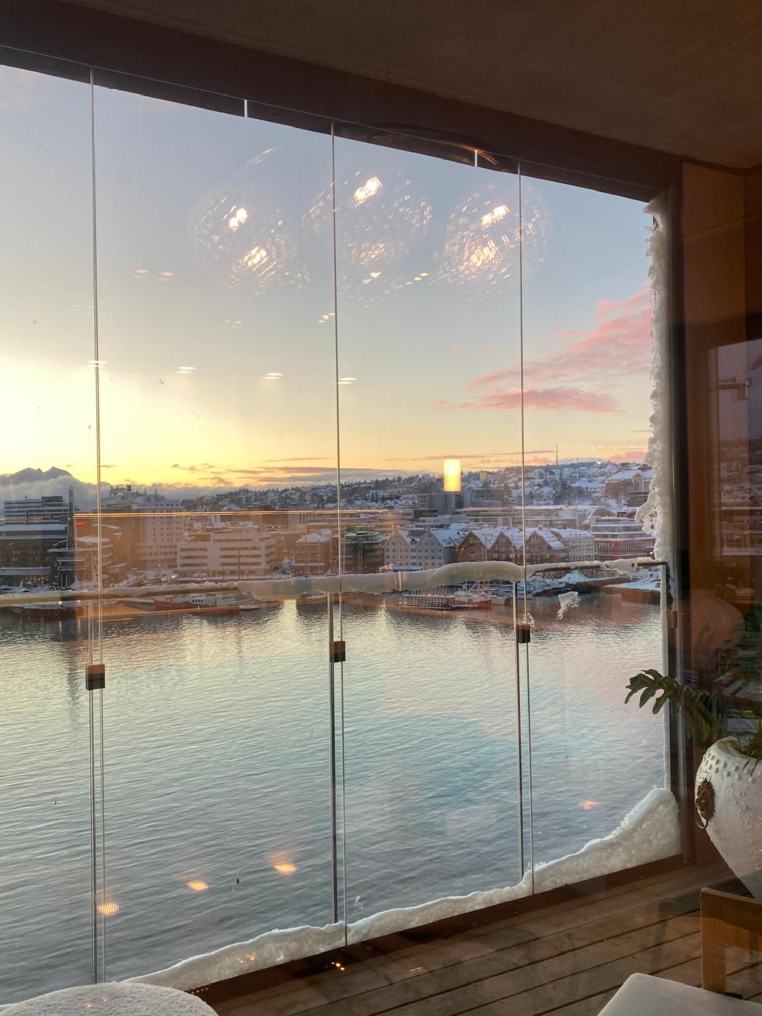 Vindlys Luxury Penthouse Apartment Tromsø Exterior foto